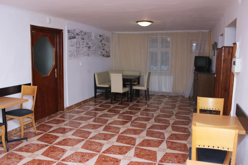 Mosaico Alfetta Hostel 蒂米什瓦拉 外观 照片
