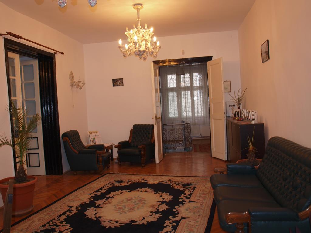 Mosaico Alfetta Hostel 蒂米什瓦拉 外观 照片
