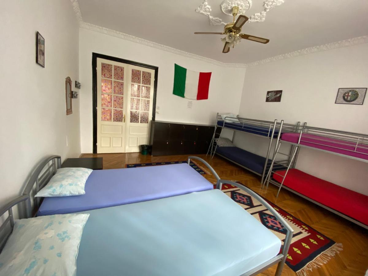 Mosaico Alfetta Hostel 蒂米什瓦拉 外观 照片